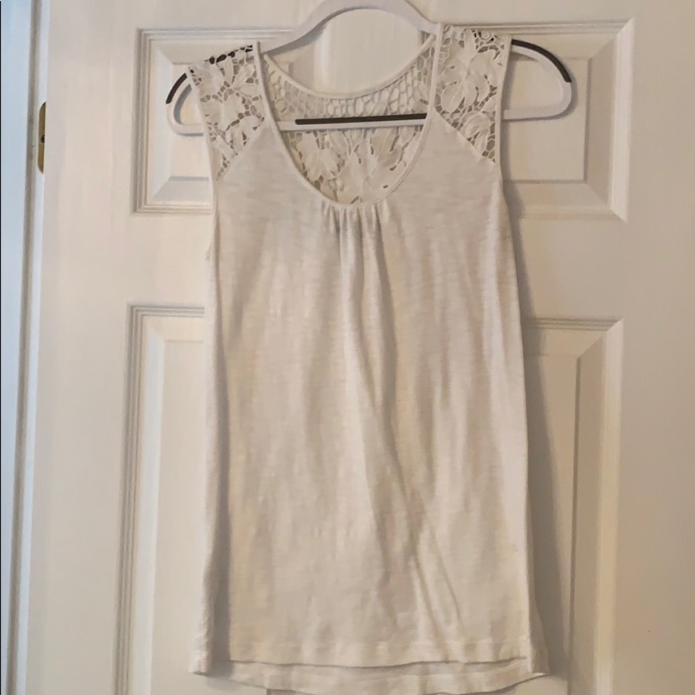 Tommy Bahama Lace Sleeveless White Top